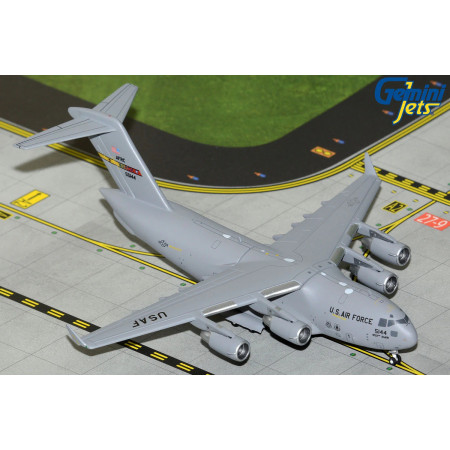 GEMINI JETS 1:400 US AIR FORCE C-17 GMUSA148